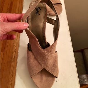 Sexy khaki/tan suede heels